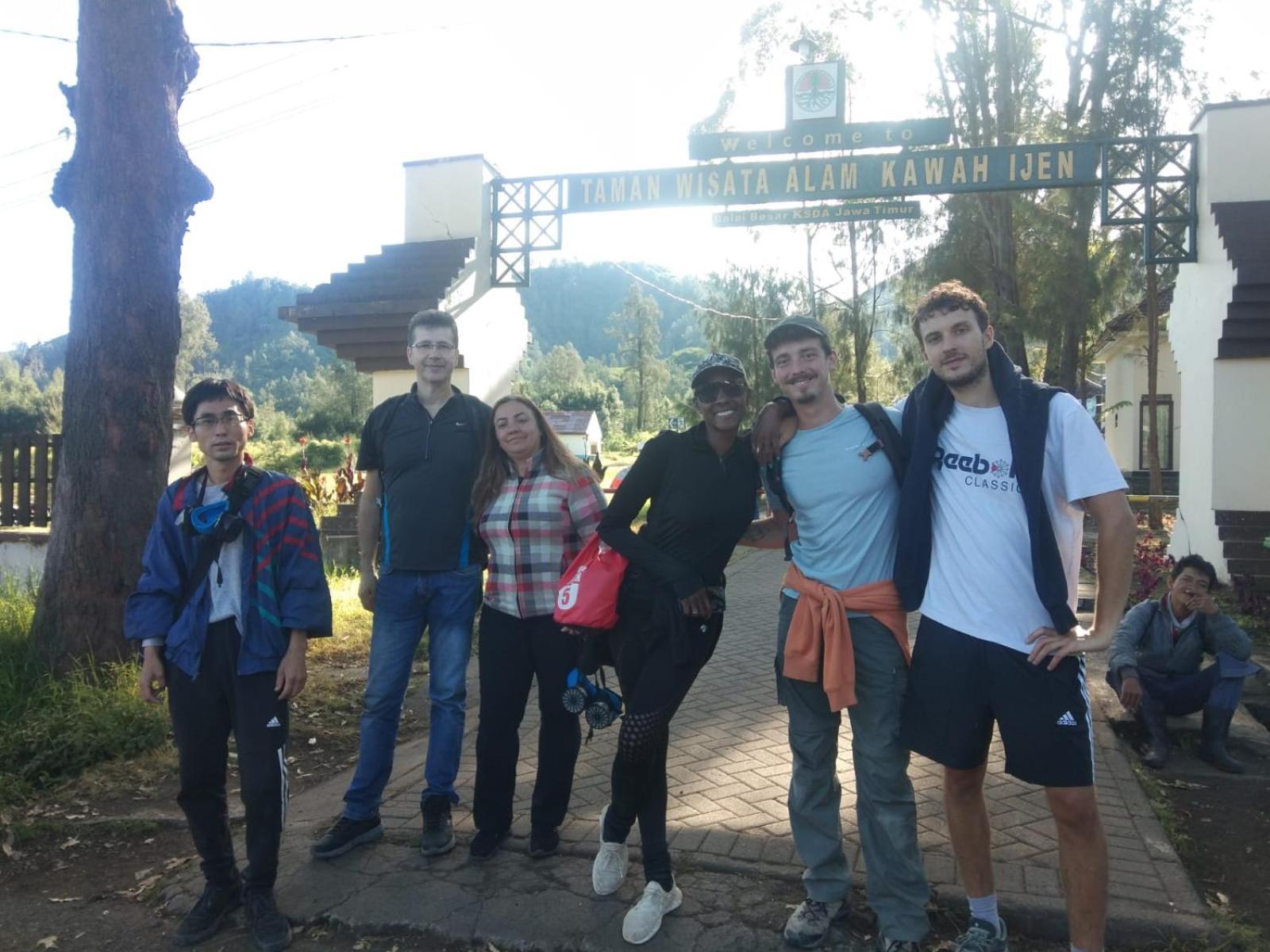 Dannu'S Homestay Ijen And Bromo Tour 外南梦 外观 照片